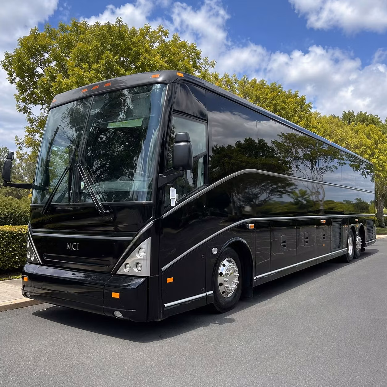 book albany employee shuttle services that keep your team moving